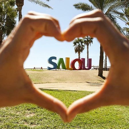 Cozy Beach Penthouse Salouアパートメント エクステリア 写真