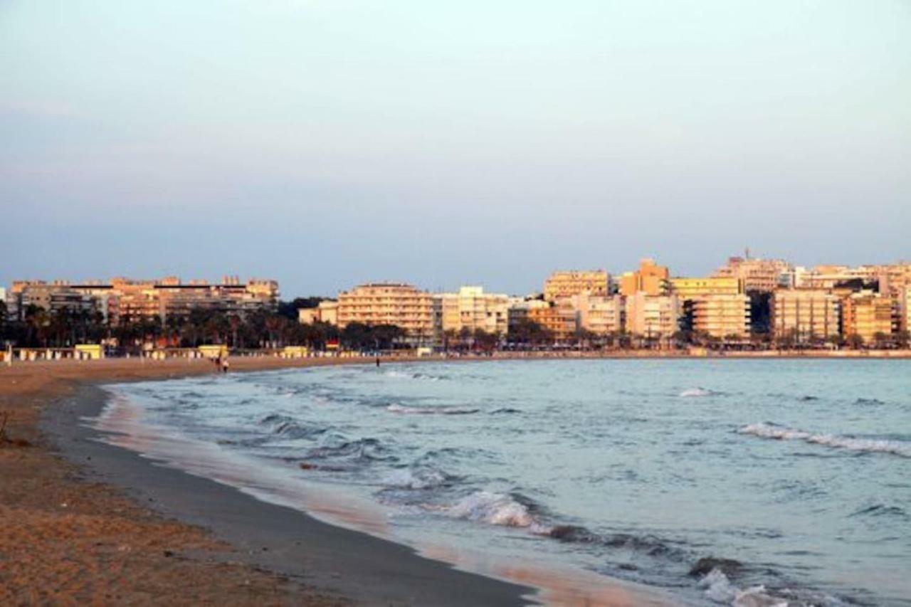 Cozy Beach Penthouse Salouアパートメント エクステリア 写真